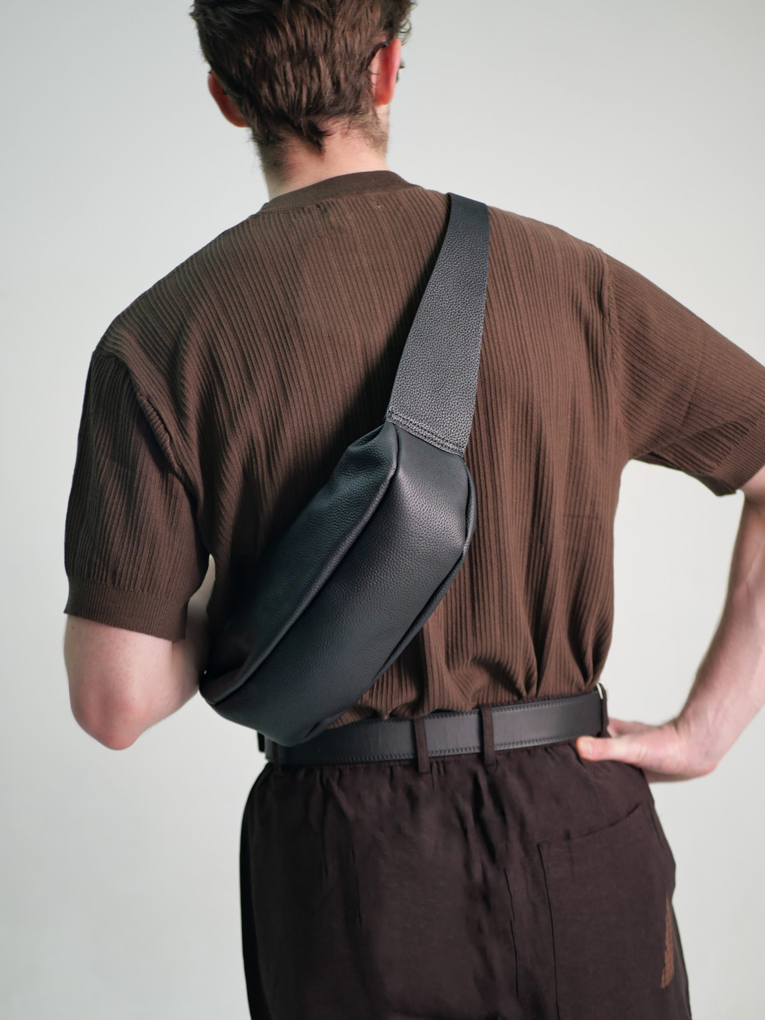 Genuine leather shoulder bag